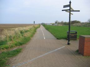 Greenwich Meridian Marker; England; Lincolnshire; Cleethorpes